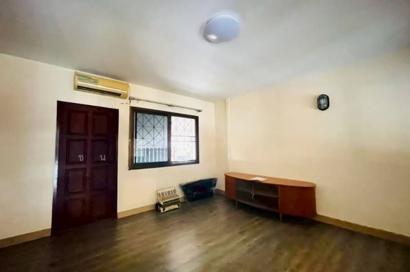 Garden Home Village, Pathum Thani, Soi Phahonyothin 60, Khu Khot, Lam Luk Ka, Pathum Thani, 4 Bedrooms, 480 sqm, Single Detached House For Sale, by ชนะชาติ นนท์ตา, 500256549 - DDproperty.com