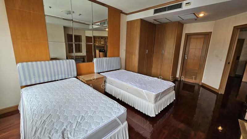 S.R. Place, Bangkok, Soi Thonglor 11, Khlong Tan Nua, Watthana, Bangkok, 2 Bedrooms, 130 sqm, Condo For Rent, by BANGKOK PROPERTY AGENTS, 500256567 - DDproperty.com