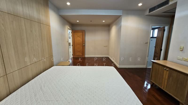 S.R. Place, Bangkok, Soi Thonglor 11, Khlong Tan Nua, Watthana, Bangkok, 3 Bedrooms, 300 sqm, Condo For Rent, by BANGKOK PROPERTY AGENTS, 500256570 - DDproperty.com