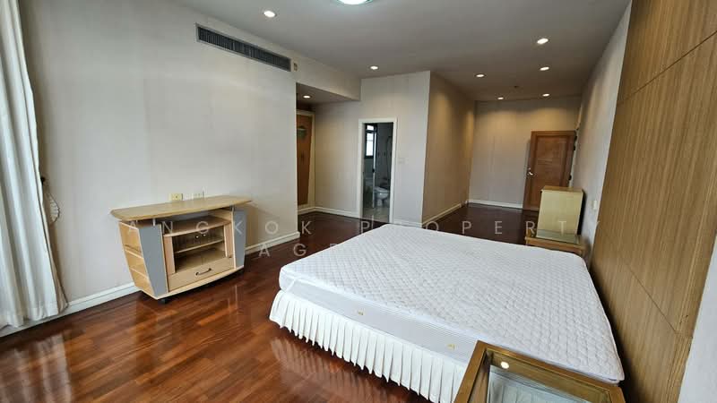 S.R. Place, Bangkok, Soi Thonglor 11, Khlong Tan Nua, Watthana, Bangkok, 3 Bedrooms, 300 sqm, Condo For Rent, by BANGKOK PROPERTY AGENTS, 500256570 - DDproperty.com