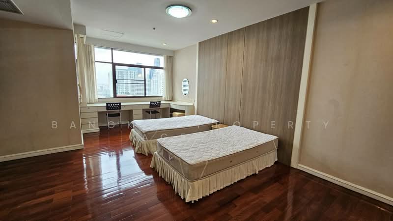 S.R. Place, Bangkok, Soi Thonglor 11, Khlong Tan Nua, Watthana, Bangkok, 3 Bedrooms, 300 sqm, Condo For Rent, by BANGKOK PROPERTY AGENTS, 500256570 - DDproperty.com