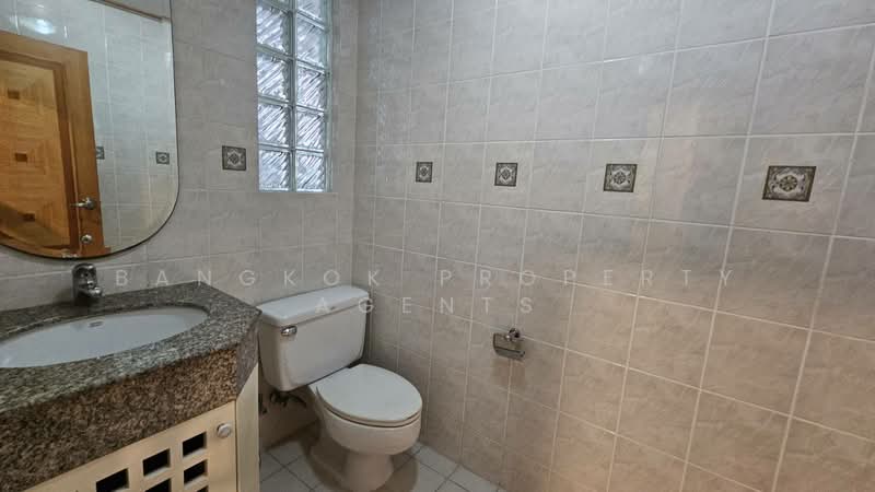 S.R. Place, Bangkok, Soi Thonglor 11, Khlong Tan Nua, Watthana, Bangkok, 3 Bedrooms, 300 sqm, Condo For Rent, by BANGKOK PROPERTY AGENTS, 500256570 - DDproperty.com