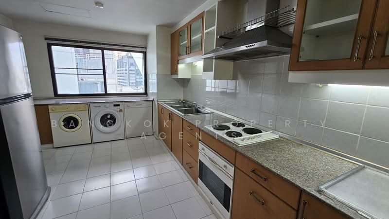 S.R. Place, Bangkok, Soi Thonglor 11, Khlong Tan Nua, Watthana, Bangkok, 3 Bedrooms, 300 sqm, Condo For Rent, by BANGKOK PROPERTY AGENTS, 500256570 - DDproperty.com