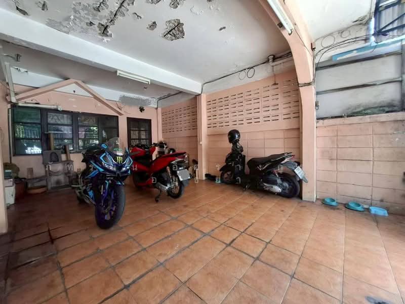 บ้านอินทราวิลล์ ซอยลาดปลาเค้า 87 แขวงอนุสาวรีย์ เขตบางเขน กรุงเทพมหานคร, กรุงเทพ, ลาดปลาเค้า, อนุสาวรีย์, บางเขน, กรุงเทพ, 86 ตร.ม., ทาวน์เฮ้าส์ ขาย, โดย ภัทรนัน อิศรางกูร ณ อยุธยา, 500256617 - DDproperty.com