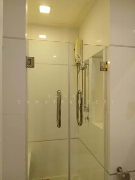 Thru Thonglor, Bangkok, Petchaburi Road, Bang Kapi, Huai Khwang, Bangkok, 1 Bedroom, 32 sqm, Condo For Sale, by Veera Sawatrangsri, 500256647 - DDproperty.com