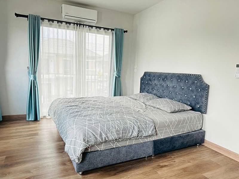 บ้านให้เช่า – ใกล้ตลาดเจริญเจริญ เพียง 5 นาที ค่าเช่า 20,000 บาท / เดือน รหัสทรัพย์ : No.13H602, Chiang Mai, San Kamphaeng, San Kamphaeng, Chiang Mai, 3 Bedrooms, 150 sqm, Single Detached House For Rent, by Rutchaporn Tunsiri, 500256658 - DDproperty.com