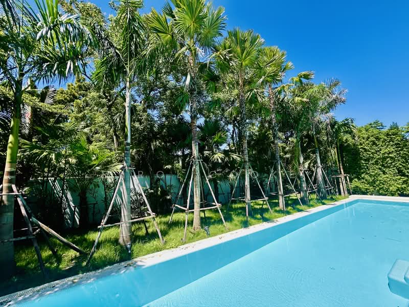 Beverly Hills Chaengwattana, Bangkok, 112 Chaeng Watthana Rd, Thung Song Hong, Lak Si, Bangkok, 4 Bedrooms, 350 sqm, Single Detached House For Sale, by Errol Cooke, 500256675 - DDproperty.com