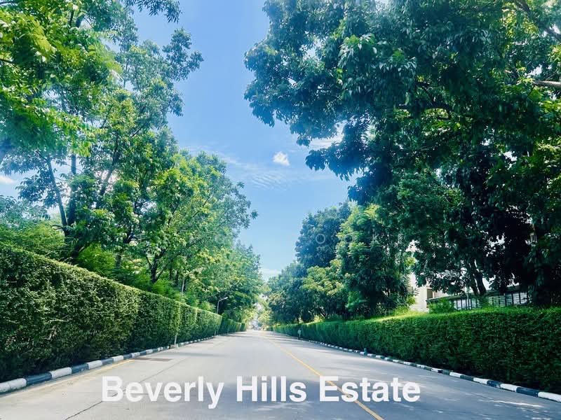 Beverly Hills Chaengwattana, Bangkok, 112 Chaeng Watthana Rd, Thung Song Hong, Lak Si, Bangkok, 4 Bedrooms, 350 sqm, Single Detached House For Sale, by Errol Cooke, 500256675 - DDproperty.com