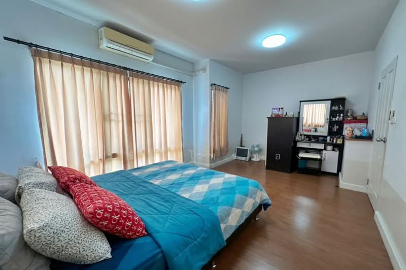 Modi Villa Ladkrabang-Suvarnabhumi, Chachoengsao, Luang Phaeng Road, Khlong Luang Phaeng, Muang Chachoengsao, Chachoengsao, 3 Bedrooms, 120 sqm, Townhouse For Sale, by สง่าชัย ไทรทองคำ, 500256691 - DDproperty.com