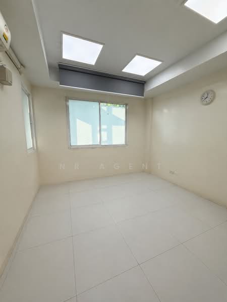 Supalai Prima Riva : ศุภาลัย พรีมา ริวา (Residential), กรุงเทพ, ถนนพระราม 3, ช่องนนทรี, ยานนาวา, กรุงเทพ, 255 ตร.ม., ทาวน์เฮ้าส์ ให้เช่า, โดย NR AGENT, 500256693 - DDproperty.com