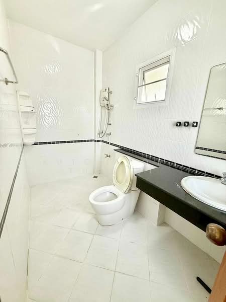 บ้านให้เช่า – ใกล้ตลาดท่ารั้ว เพียง 5 นาที ค่าเช่า 20,000 บาท / เดือน รหัสทรัพย์ : No.12H468, Chiang Mai, San Pu Loei, Doi Saket, Chiang Mai, 3 Bedrooms, 150 sqm, Single Detached House For Rent, by Rutchaporn Tunsiri, 500256704 - DDproperty.com