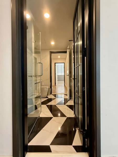 President Park Sukhumvit 24, Bangkok, 99 Sukhumvit 24 Alley, Khlongtoei Nua, Watthana, Bangkok, 4 Bedrooms, 223 sqm, Condo For Rent, by Pattara Sumaopas, 500256728 - DDproperty.com