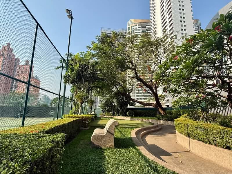President Park Sukhumvit 24, Bangkok, 99 Sukhumvit 24 Alley, Khlongtoei Nua, Watthana, Bangkok, 4 Bedrooms, 223 sqm, Condo For Rent, by Pattara Sumaopas, 500256728 - DDproperty.com