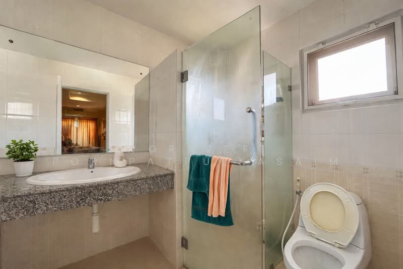 Baan Fah Green Park Royal Thonburirom, Bangkok, Pracha Uthit Road, Thung Khru, Thung Khru, Bangkok, 3 Bedrooms, 180 sqm, Single Detached House For Sale, by Worazett pornpatpulkasaim, 500256755 - DDproperty.com