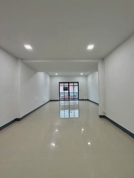 บ้านสวัสดิการเพื่อข้าราชการ กทม, นนทบุรี, บางตลาด, ปากเกร็ด, นนทบุรี, 98 ตร.ม., ทาวน์เฮ้าส์ ขาย, โดย NR AGENT, 500256794 - DDproperty.com