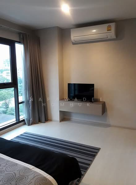 Rhythm Sukhumvit 36-38, Bangkok, 55 Soi Sukhumvit 36, Sukhumvit Road, Phra Kanong, Khlong Toei, Bangkok, 1 Bedroom, 50 sqm, Condo For Rent, by Napawadee Homhuk, 500256800 - DDproperty.com