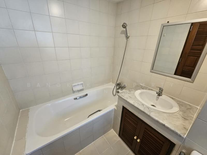 Le Premier 2, Bangkok, Soi Sukhumvit 59, Khlong Tan Nua, Watthana, Bangkok, 2 Bedrooms, 122 sqm, Condo For Rent, by BANGKOK PROPERTY AGENTS, 500256805 - DDproperty.com