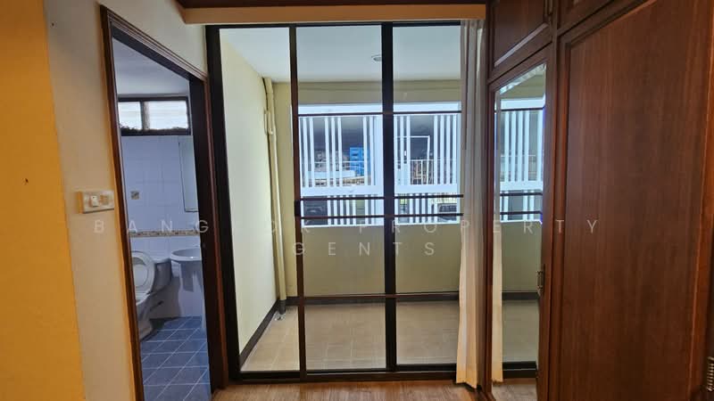 Promsak Mansion, Bangkok, สุขุมวิท 3 Sukhumvit, Khlong Tan Nua, Watthana, Bangkok, 2 Bedrooms, 35 sqm, Condo For Rent, by BANGKOK PROPERTY AGENTS, 500256822 - DDproperty.com