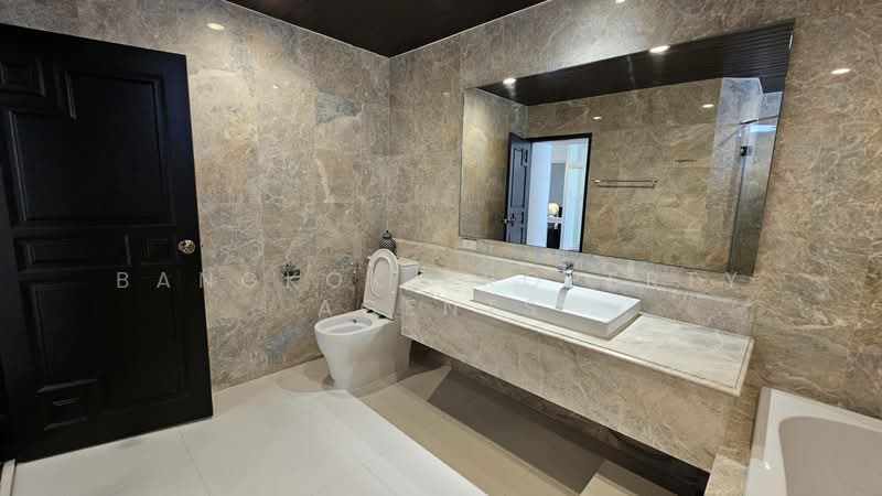 The Lanai Private Residence, Bangkok, 33 Sukhumvit 26, Khong Tan, Khlong Toei, Bangkok, 4 Bedrooms, 380 sqm, Condo For Rent, by BANGKOK PROPERTY AGENTS, 500256826 - DDproperty.com