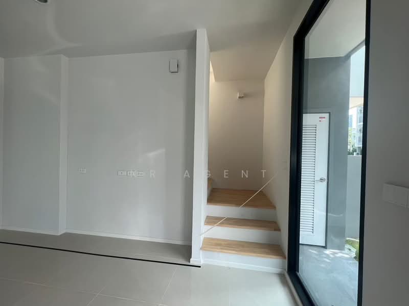 Nue Connex Condo Don Mueang : นิว คอนเน็กซ์ คอนโด ดอนเมือง, กรุงเทพ, Vibhavadi Rangsit Road, สนามบิน, ดอนเมือง, กรุงเทพ, 220 ตร.ม., บ้านแฝด ขาย, โดย NR AGENT, 500256833 - DDproperty.com