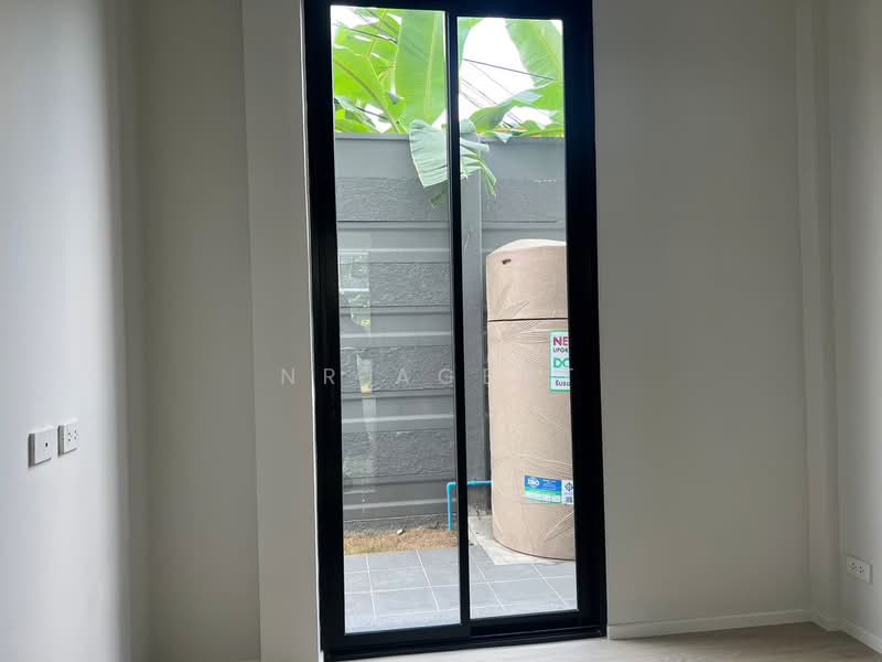 Nue Connex Condo Don Mueang, Bangkok, Vibhavadi Rangsit Road, Sanam Bin, Don Mueang, Bangkok, 3 Bedrooms, 220 sqm, Semi-Detached House (Twin House) For Sale, by NR AGENT, 500256833 - DDproperty.com