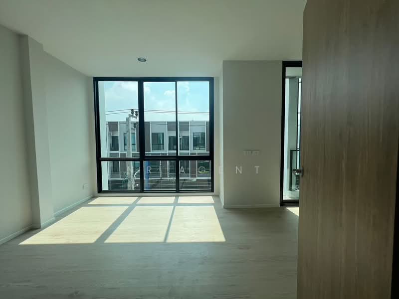 Nue Connex Condo Don Mueang : นิว คอนเน็กซ์ คอนโด ดอนเมือง, กรุงเทพ, Vibhavadi Rangsit Road, สนามบิน, ดอนเมือง, กรุงเทพ, 220 ตร.ม., บ้านแฝด ขาย, โดย NR AGENT, 500256833 - DDproperty.com