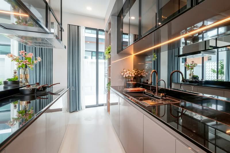 Resta pool villa, Chon Buri (Pattaya), มาบประชัน, Poong, Bang Lamung (Pattaya), Chon Buri (Pattaya), 5 Bedrooms, 850 sqm, Villa For Sale, by Saimaii Russiphat, 500256838 - DDproperty.com