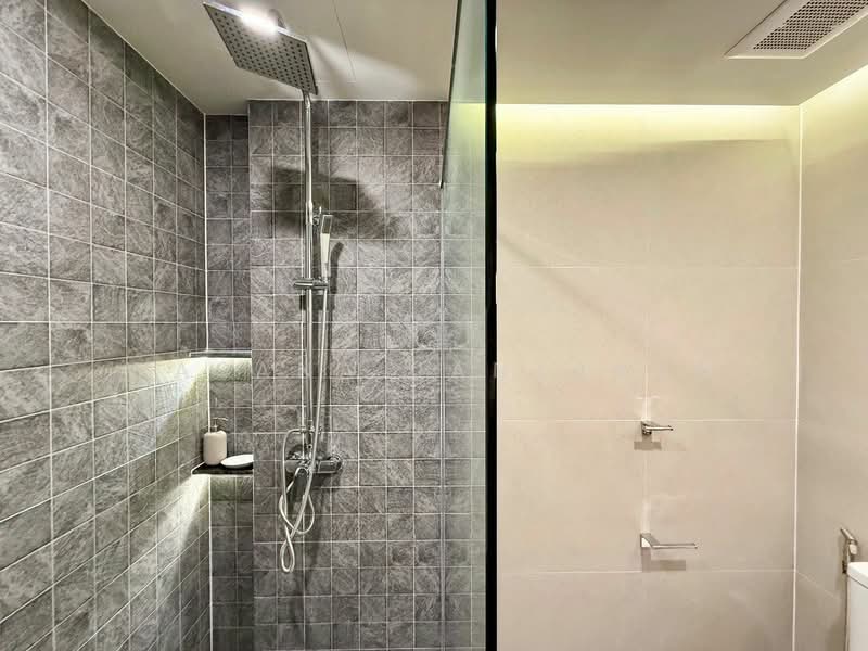 The Deck Patong: เดอะเดค ป่าตอง, ภูเก็ต, 81 ถนนราษฎร์อุทิศ, ป่าตอง, กะทู้, ภูเก็ต, 65 ตร.ม., คอนโด ให้เช่า, โดย Wasana Jantakam, 500256866 - DDproperty.com