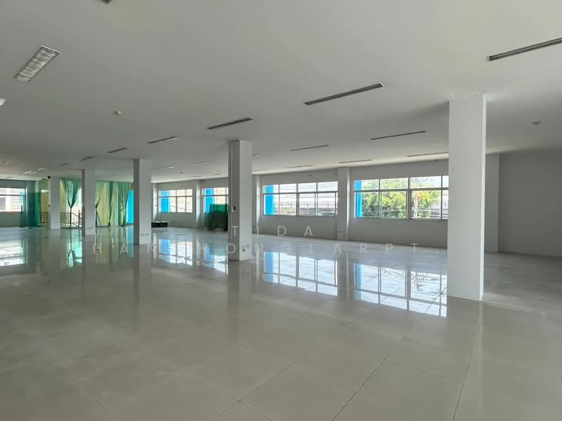 The new factory warehouse was rented out on an area of two acres [3 ha]. 4 Near Bang Pu Village,, Samut Prakan, Bang Pu, Muang Samut Prakarn, Samut Prakan, , 3,200 sqm, Warehouse/Factory For Rent, by Tida phanthonglarptawee, 500256874 - DDproperty.com