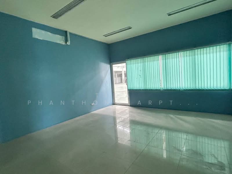 The new factory warehouse was rented out on an area of two acres [3 ha]. 4 Near Bang Pu Village,, Samut Prakan, Bang Pu, Muang Samut Prakarn, Samut Prakan, , 3,200 sqm, Warehouse/Factory For Rent, by Tida phanthonglarptawee, 500256874 - DDproperty.com