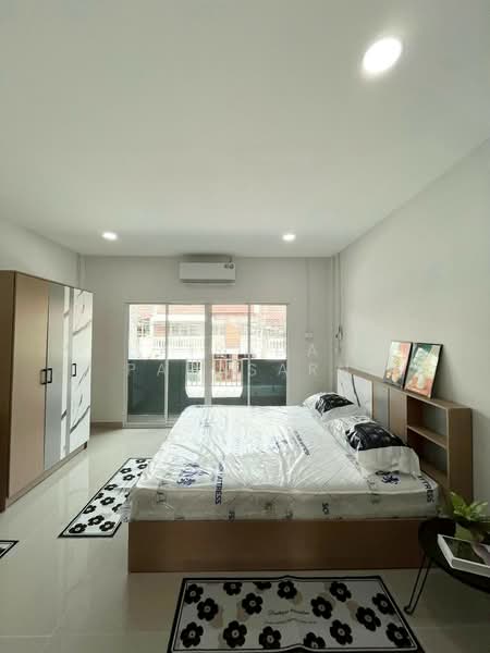 หมู่บ้านคลองจั่นวิลล่า 1, Bangkok, Khlong Kum, Bueng Kum, Bangkok, 3 Bedrooms, 190 sqm, Townhouse For Rent, by Airada Parasarn, 500256896 - DDproperty.com