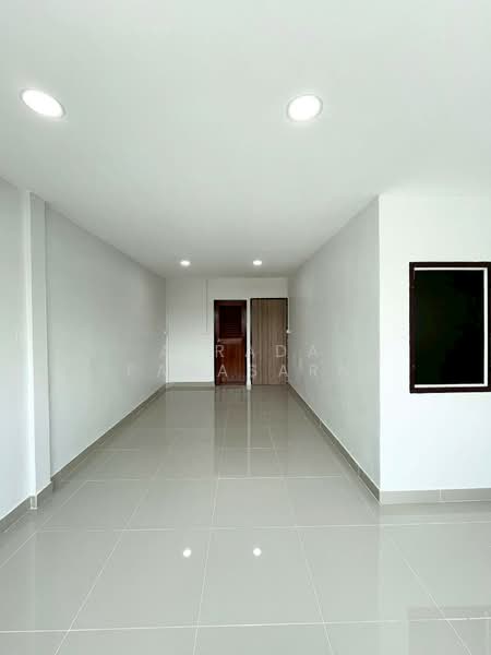 หมู่บ้านคลองจั่นวิลล่า 1, กรุงเทพ, คลองกุ่ม, บึงกุ่ม, กรุงเทพ, 190 ตร.ม., ทาวน์เฮ้าส์ ให้เช่า, โดย Airada Parasarn, 500256896 - DDproperty.com