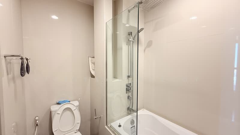 Oka Haus Sukhumvit 36, Bangkok, 3399 Rama 4 Road, Khong Tan, Khlong Toei, Bangkok, 1 Bedroom, 35 sqm, Condo For Rent, by Kittitach Sukjoy, 500256901 - DDproperty.com