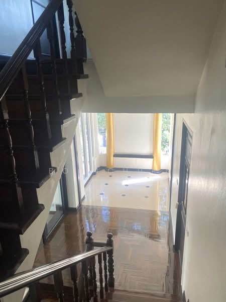 ทาวน์เฮ้าส์ 4 ห้องนอน ห้วยขวาง ใกล้โรงเรียนนานาชาติ KIS, กรุงเทพ, สามเสนนอก, ห้วยขวาง, กรุงเทพ, 300 ตร.ม., ทาวน์เฮ้าส์ ให้เช่า, โดย Thiti Boonchurn, 500256907 - DDproperty.com