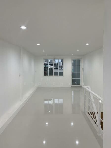 Townhouse, Sathu Pradit Road, Sathon Yan Nawa, Bangkok, Bang Klo, Bang Kho Laem, Bangkok, 3 Bedrooms, 300 sqm, Townhouse For Rent, by Thiti Boonchurn, 500256920 - DDproperty.com