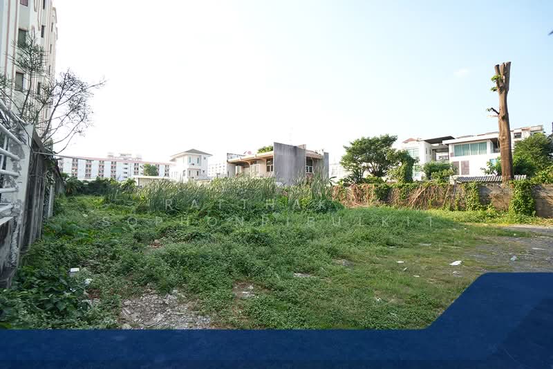 ลาดพร้าว, Bangkok, ลาดพร้าว 124, Phlapphla, Wang Thonglang, Bangkok, , 1,052 sqm, Land For Sale, by Ratthakit Sophonpibulkit, 500256932 - DDproperty.com