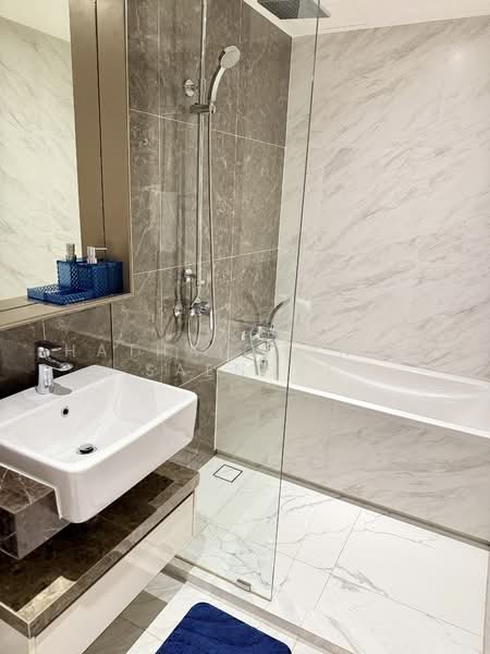 Fynn Asoke, Bangkok, 28 Sukhumvit 10 Alley, Khlong Toei, Khlong Toei, Bangkok, 1 Bedroom, 37 sqm, Condo For Rent, by Hathaichanok Saenset, 500256942 - DDproperty.com