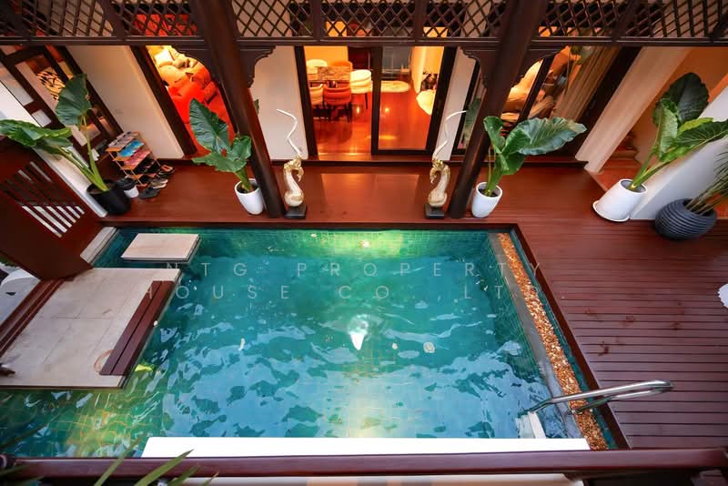 พูลวิลล่า สุขุมวิท40, Bangkok, Khlong Tan Nua, Watthana, Bangkok, 4 Bedrooms, 350 sqm, Single Detached House For Rent, by NTG Property House Co.,Ltd., 500256958 - DDproperty.com