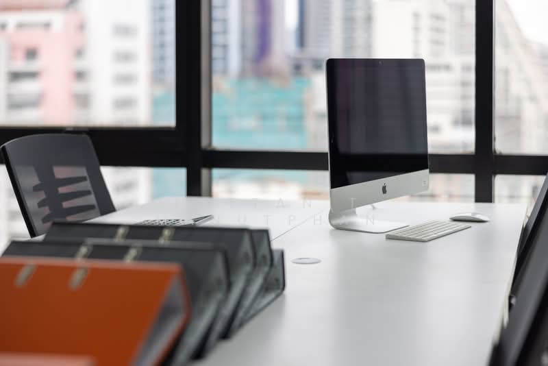 Launchpad Offices ออฟฟิศให้เช่า สีลม-สาทร พร้อมจดบริษัท ใกล้ BTS, Bangkok, 139 Pan Rd., Silom, Bang Rak, Bangkok, , 20 sqm, Office Space For Rent, by Nattanit Manutphan, 500256961 - DDproperty.com