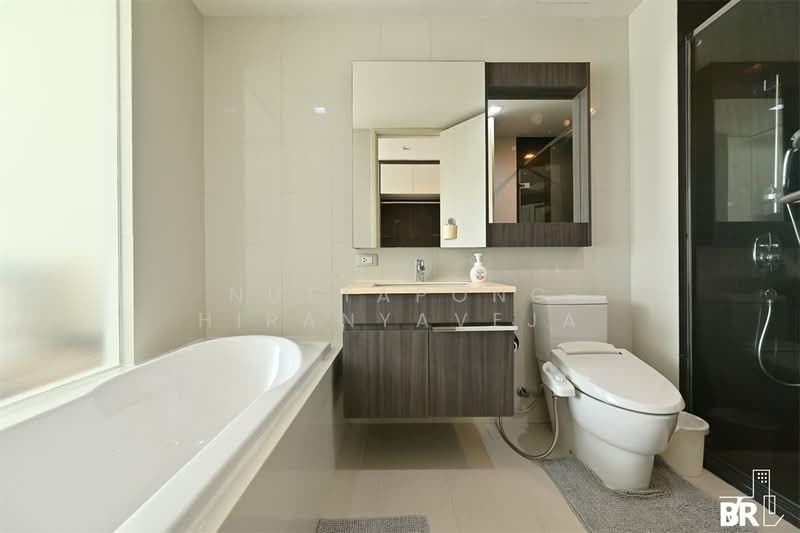 Via 49, Bangkok, 25/1 Soi Sukhumvit 49, Sukhumvit Road, Khlong Tan Nua, Watthana, Bangkok, 2 Bedrooms, 62 sqm, Condo For Rent, by Nuttapong Hiranyaveja, 500256981 - DDproperty.com