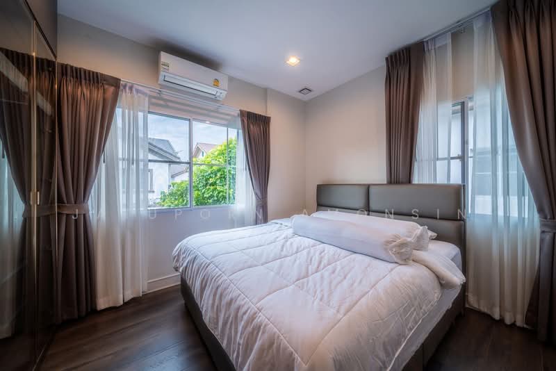 Nantawan Ramintra-Paholyothin 50, Bangkok, Thep Rak Road, Tha Rang, Bang Khen, Bangkok, 4 Bedrooms, 291 sqm, Single Detached House For Rent, by Jatuporn Amonsin, 500256984 - DDproperty.com