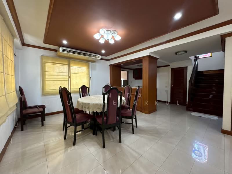 ที่ดินสุขุมวิท71 เอกมัยซอย12 ที่ดินใหญ่168ตารางวา ทรงที่ดินสวย หน้ากว้างกว่า 14เมตร, กรุงเทพ, คลองตันเหนือ, วัฒนา, กรุงเทพ, 672 ตร.ม., ที่ดิน ขาย, โดย Wanida Dechametarkul, 500256996 - DDproperty.com