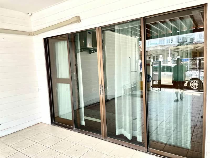 Townhome Pet Friendly Bangna, Bangkok, Bang Na, Bang Na, Bangkok, 2 Bedrooms, 150 sqm, Townhouse For Rent, by Thiya​ Chaysabut, 500257001 - DDproperty.com