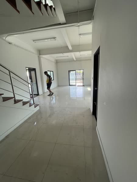 Warehouse Chonburi, Chon Buri (Pattaya), ทางคู่ขนานหมายเลข7, Bang Lamung, Bang Lamung (Pattaya), Chon Buri (Pattaya), , 500 sqm, Warehouse/Factory For Rent, by สิรวัชร แจ้งกระจ่าง, 500257014 - DDproperty.com