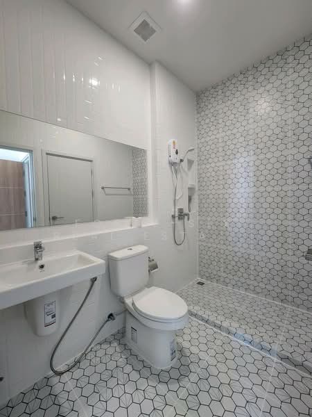 For Rent - Column Bangkok, Bangkok