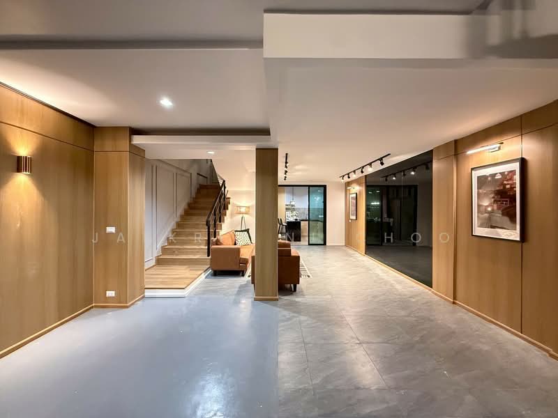 Areeya Mova Kaset-Nawamintr, Bangkok, Soi Moobaan Areeya Mowa, Chorake Bua, Lat Phrao, Bangkok, 3 Bedrooms, 238 sqm, Townhouse For Sale, by Jakkrit Nilchoo, 500257063 - DDproperty.com