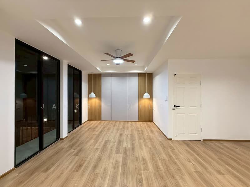 Areeya Mova Kaset-Nawamintr, Bangkok, Soi Moobaan Areeya Mowa, Chorake Bua, Lat Phrao, Bangkok, 3 Bedrooms, 238 sqm, Townhouse For Sale, by Jakkrit Nilchoo, 500257063 - DDproperty.com