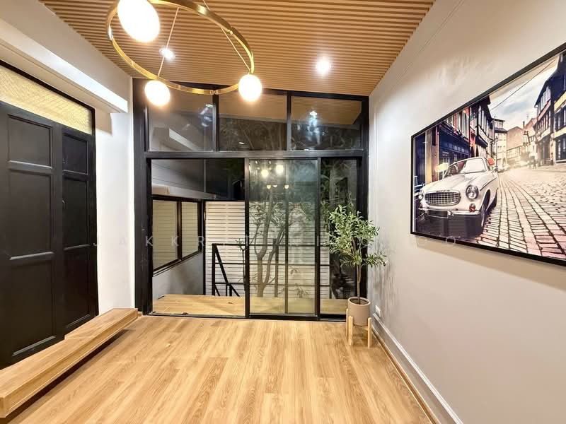 Areeya Mova Kaset-Nawamintr, Bangkok, Soi Moobaan Areeya Mowa, Chorake Bua, Lat Phrao, Bangkok, 3 Bedrooms, 238 sqm, Townhouse For Sale, by Jakkrit Nilchoo, 500257063 - DDproperty.com