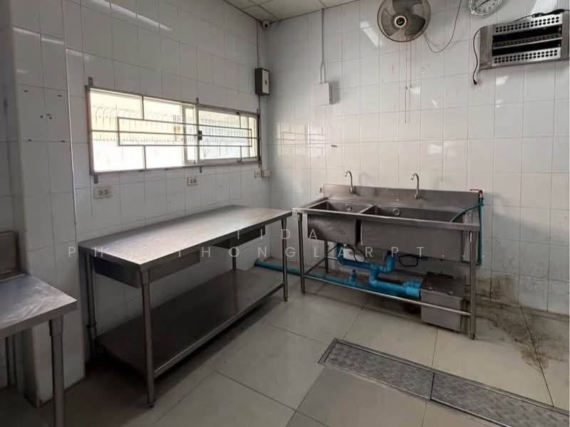 Rental housing, central kitchen, Vibhavadi ready for use, next to the main road near the freeway., Bangkok, Chatuchak, Chatuchak, Bangkok, , 412 sqm, Business For Rent, by Tida phanthonglarptawee, 500257066 - DDproperty.com
