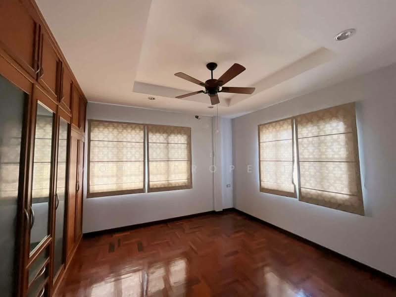 Chaiyaphruek Ramintra, Bangkok, Sukhaphiban 5 Road, Tha Rang, Bang Khen, Bangkok, 4 Bedrooms, 300 sqm, Single Detached House For Sale, by Moneyproperty, 500257074 - DDproperty.com